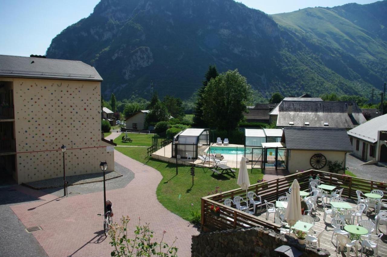 Appartement Avec Piscine En Vallee D'Ossau Bielle Exterior foto